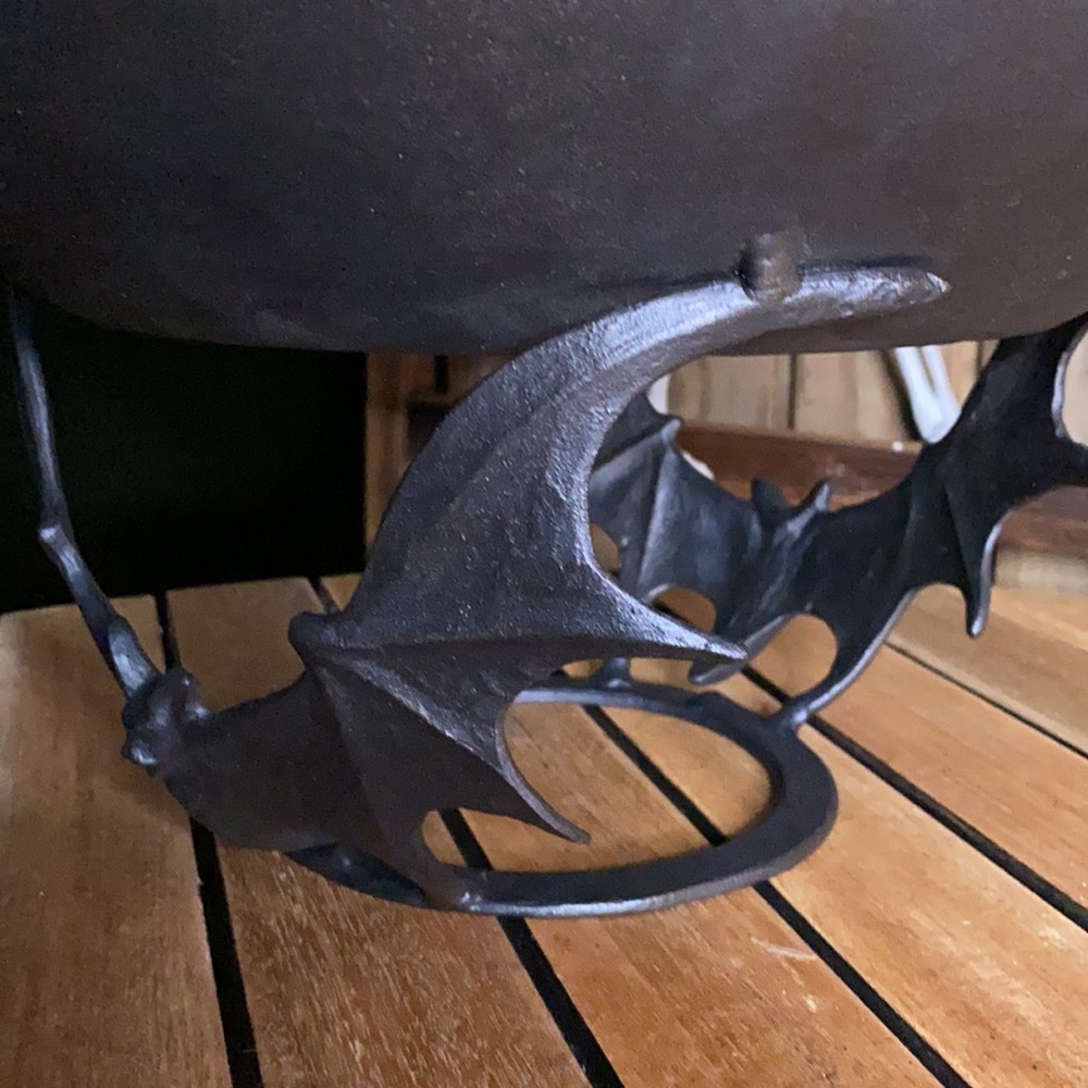 Pottery Barn Trick or Treat Bat Candy Bowl 🦇🍬🎃 - Picture 9 of 17